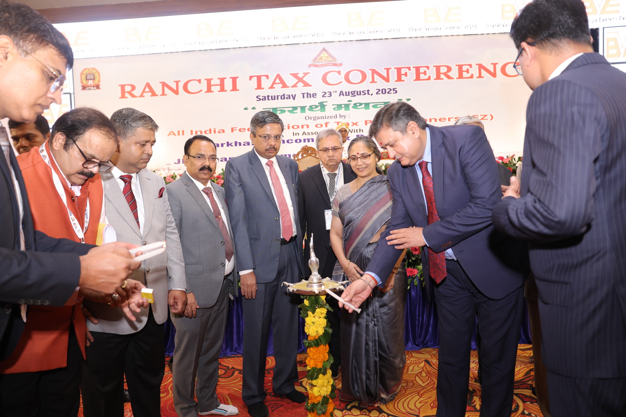 Hon'ble Mr. Justice Mr. Tarlok Singh Chauhan, Chief Justice of Jharkhand High Court inaugurating the Conference by lighting of lamp.