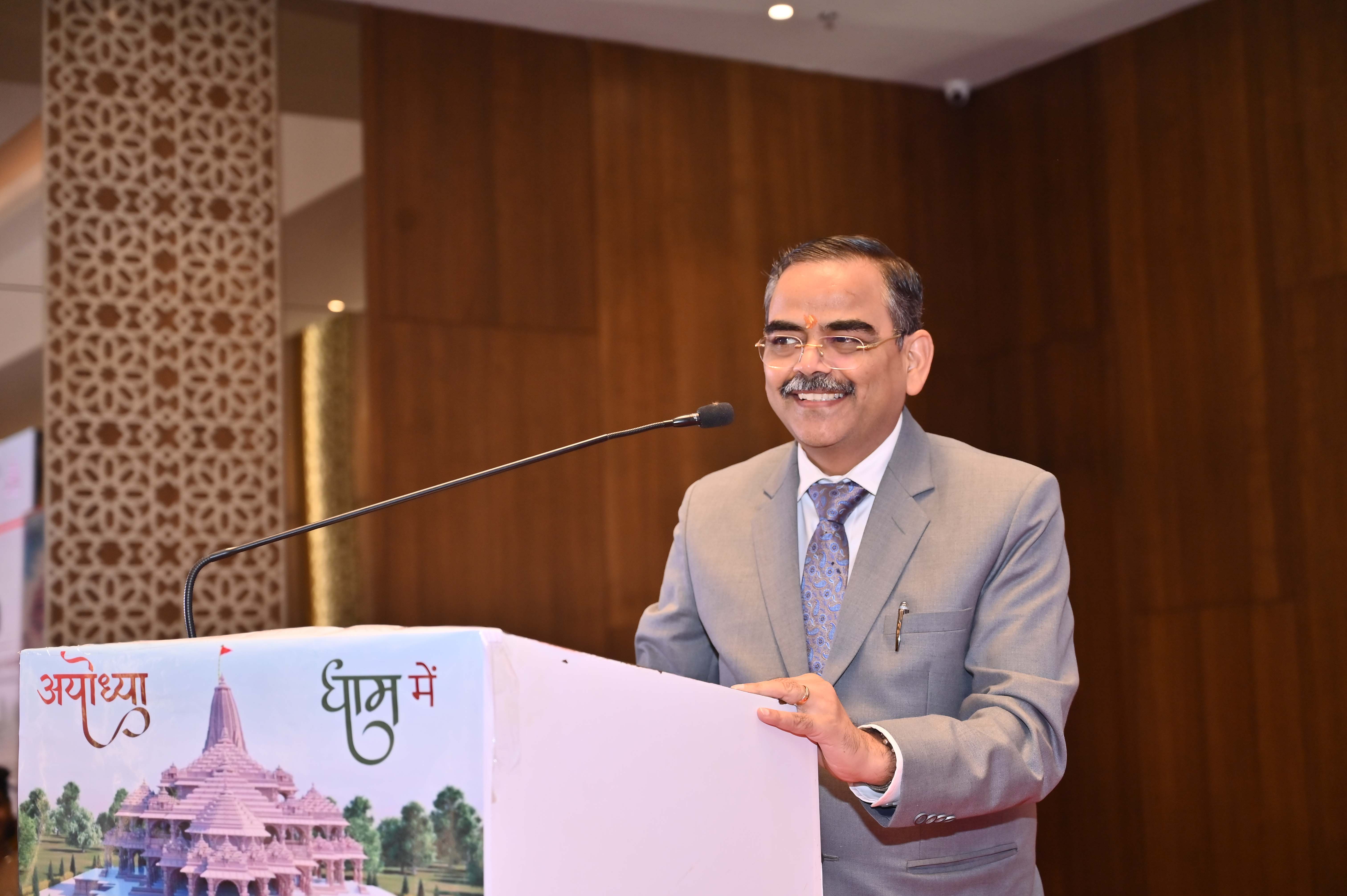 Hon'ble Mr. Justice Subhash Vidyarthi, Judge, Lucknow Bench of Allahabad High Court addressing the gathering as Chief Guest.