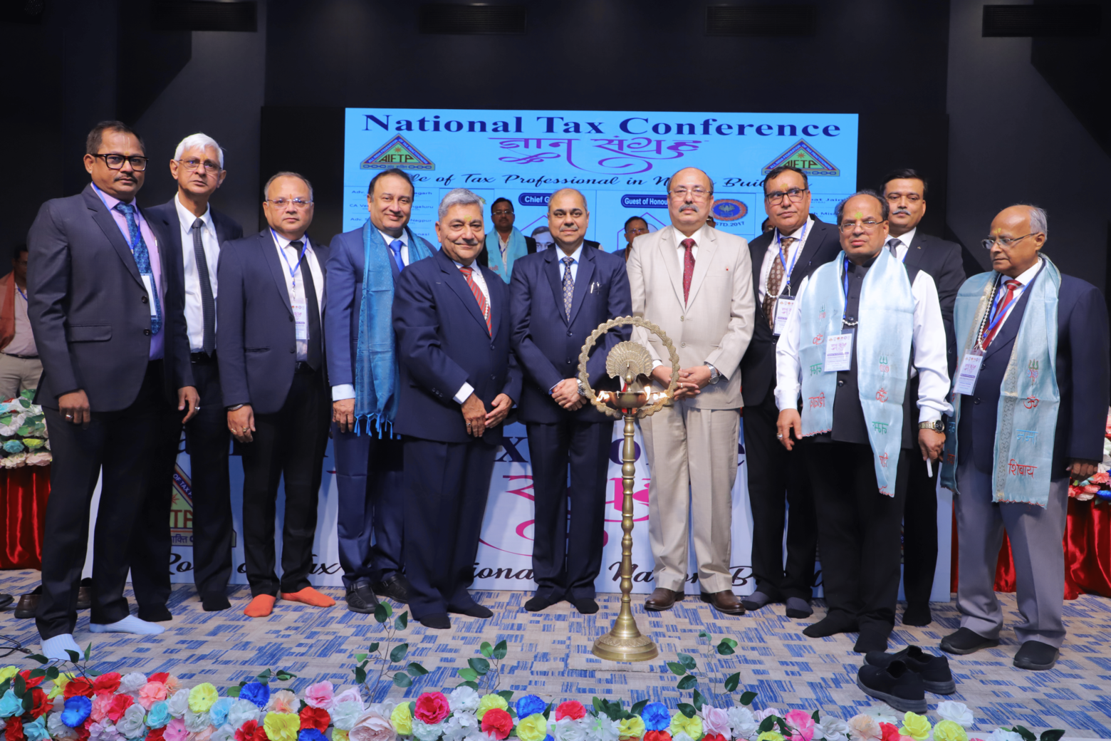 Inauguration Session: Seen from Left to Right S/Shri Shailesh Sharma, General Secretary, KITBA, S. Venkataramani, Dy. President, AIFTP, Rahul Chandra, Secretary, KCAS, Santosh Gupta, Secretary General, AIFTP, Samir S. Jani, National President, AIFTP, Hon’ble Mr. Justice Vivek Birla, Judge, Allahabad High Court, Hon’ble Mr. Justice Alok Mathur, Judge, Lucknow High Court, Anand Kumar Pandey, Chairman, AIFTP-NZ, O. P. Shukla, National Vice President, AIFTP (NZ), Dharmendra Srivastava, President, KGSTCAA and Santosh Gupta, Conference Chairman.