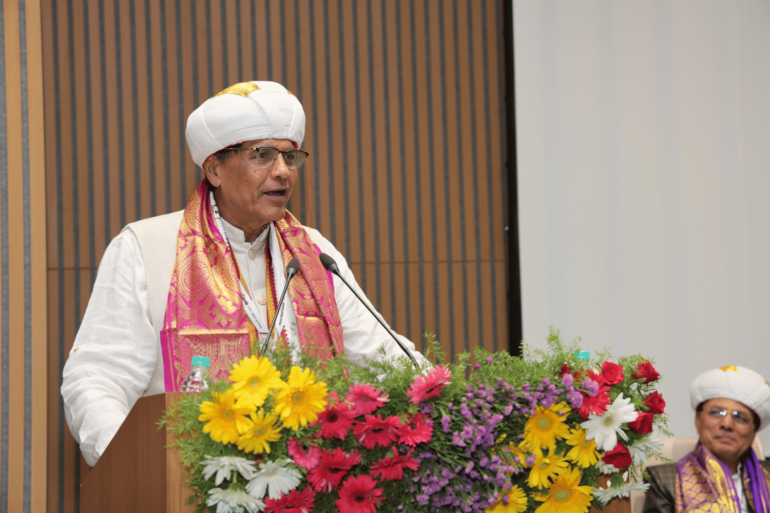 Shri Vinayak Patkar, National President, AIFTP (WZ) addressing the gathering